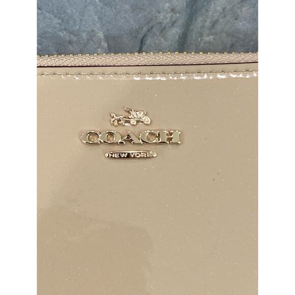 Coach Boxed Patent Leather Accordion Zip Around Wallet F55734 - Picture 2 of 14